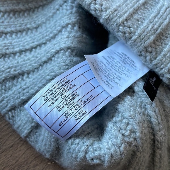 J Crew ribbed pom pom beanie - Picture 4 of 5